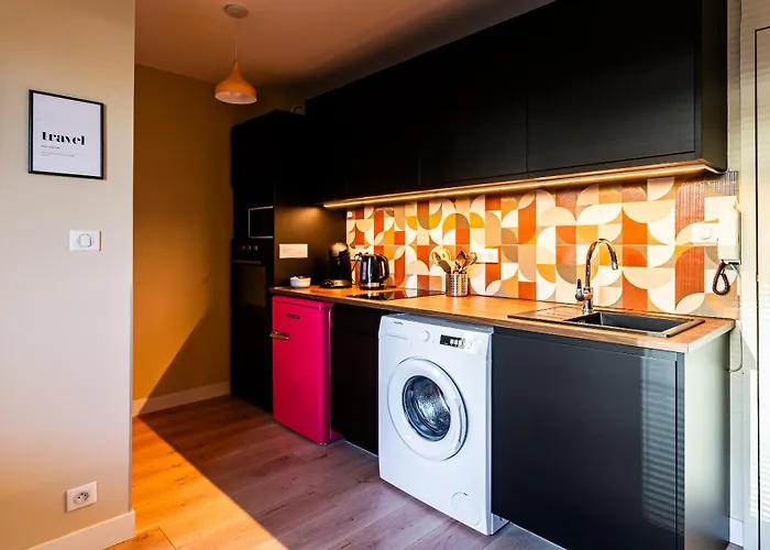 Le California 70 - Detente - Free Parking ディジョン